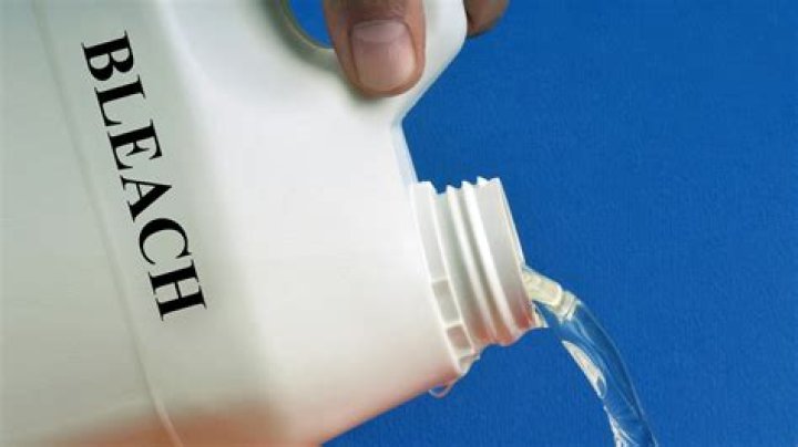 How much bleach should I put in my well water?