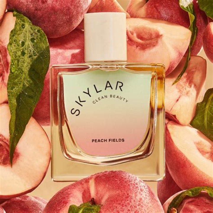 What flower smells like peach?
