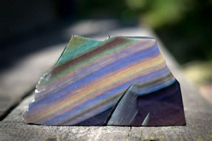 What is rainbow obsidian good for?