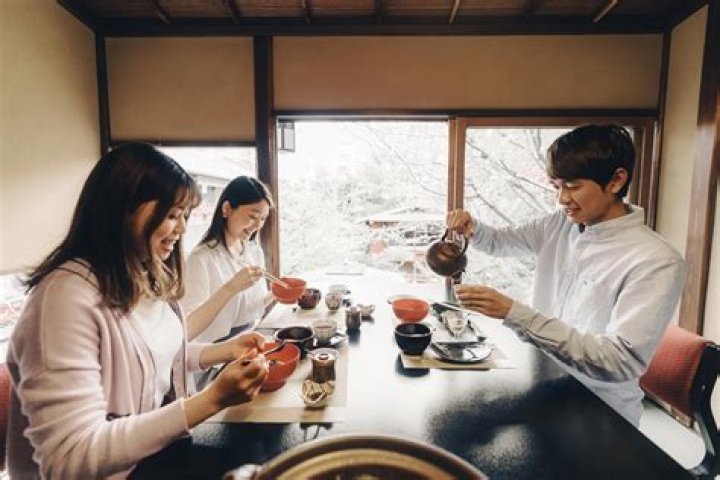 Why do Japanese say Banzai?